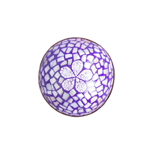 Lade das Bild in den Galerie-Viewer, Kokosnussschale - Blume, Perlmutt und Eierschale